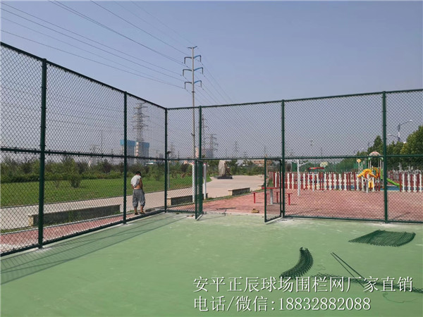 籃球場(chǎng)圍網(wǎng)40.jpg